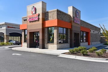 Dunkin Donuts Acworth Exterior